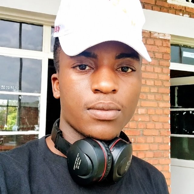 Urwibutso Emmanuel